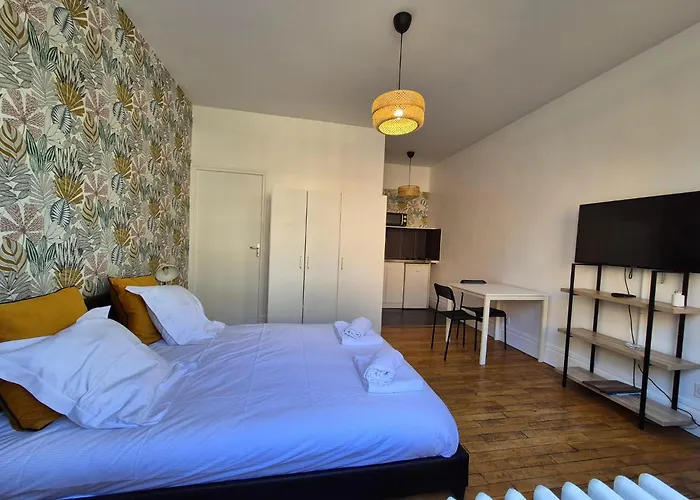 Apartmán La Cloche D'or - Lit King Size Et Parking Prive Arras