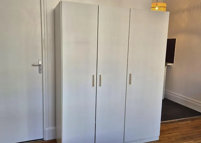 Apartmán La Cloche D'or - Lit King Size Et Parking Prive *