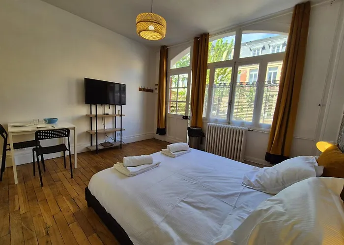 La Cloche D'or - Lit King Size Et Parking Prive